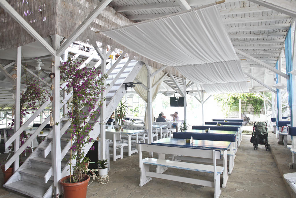 Hotel Laguna Lozenets Buitenkant foto
